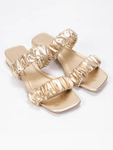 Load image into Gallery viewer, Made of Gold Sandal
